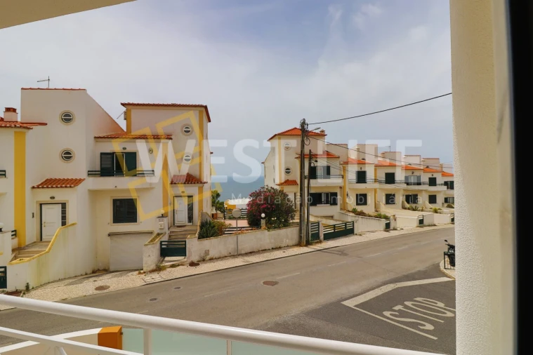 Moradia T3 para Venda em Ericeira Foto 2