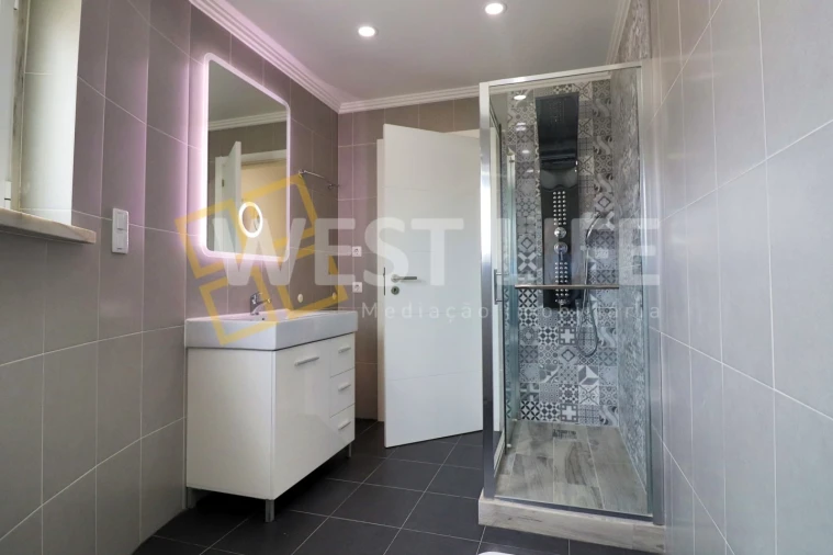 Moradia T3 para Venda em Ericeira Foto 17