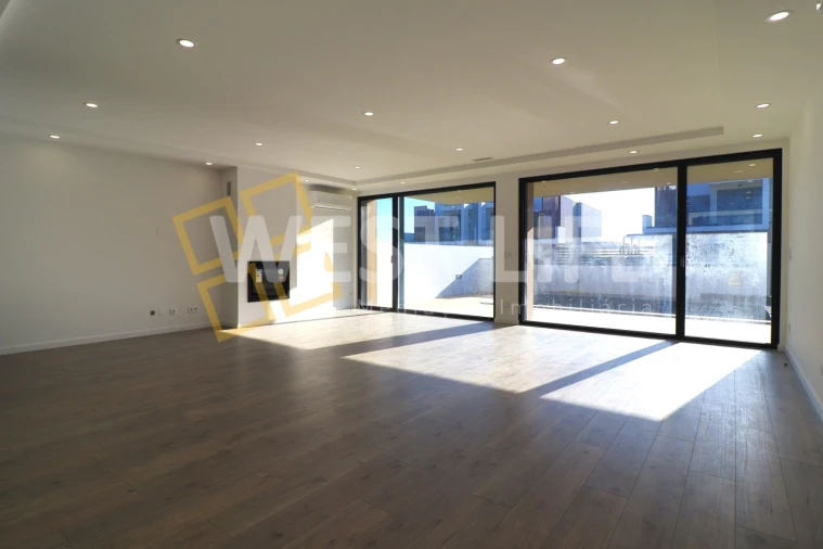 Moradia T4 para Venda em Ericeira Foto 10