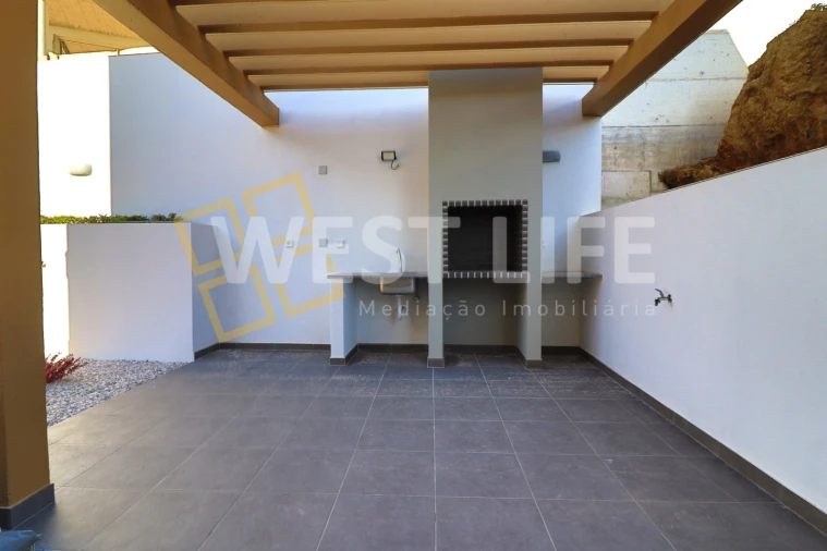 Moradia T4 para Venda em Ericeira Foto 28