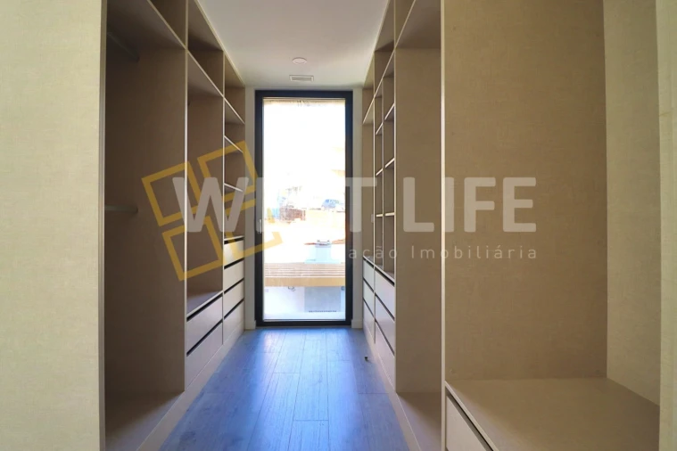 Moradia T4 para Venda em Ericeira Foto 17