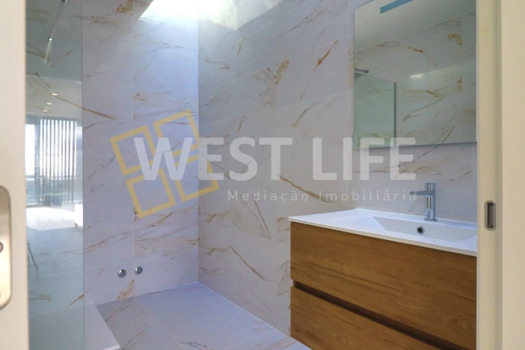 Moradia T4 para Venda em Ericeira Foto 20