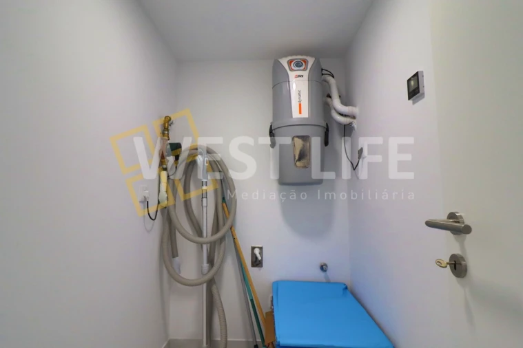 Moradia T4 para Venda em Ericeira Foto 31