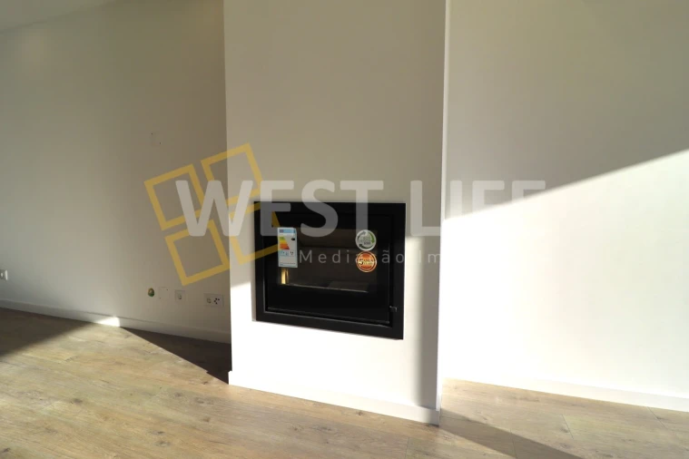 Moradia T4 para Venda em Ericeira Foto 11