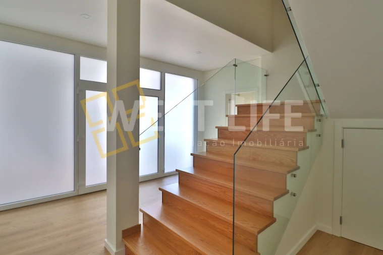 Moradia T3 para Venda em Santa Maria, São Pedro e Matacães Foto 19