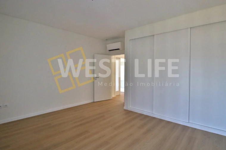 Moradia T3 para Venda em Santa Maria, São Pedro e Matacães Foto 7