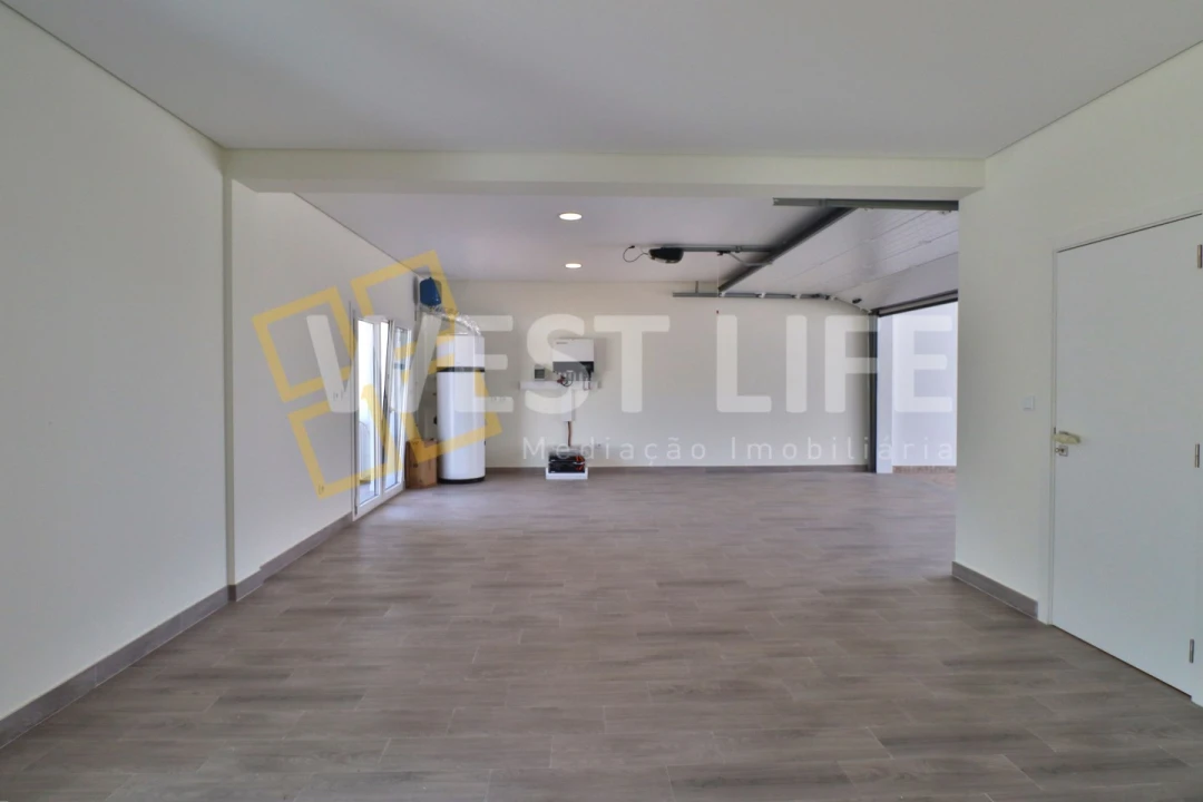 Moradia T3 para Venda em Santa Maria, São Pedro e Matacães Foto 22