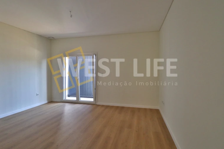 Moradia T3 para Venda em Santa Maria, São Pedro e Matacães Foto 9