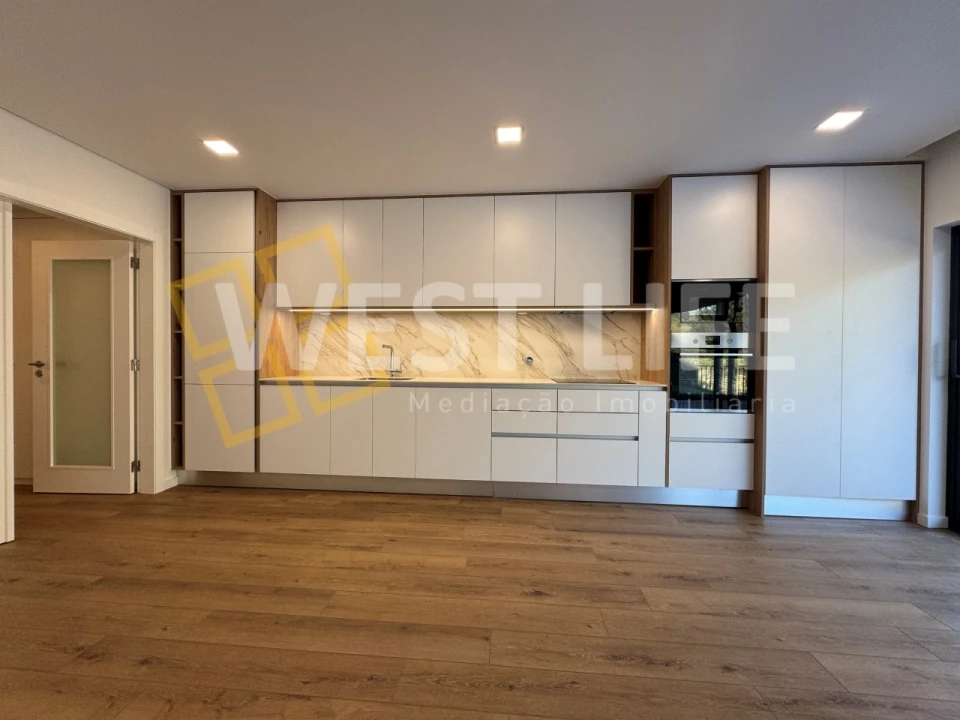 Apartamento T3 para Venda em Ericeira Foto 3