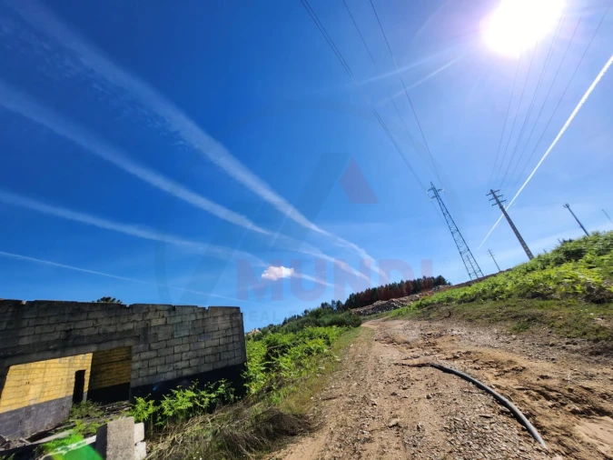 Terreno para Venda em Cavernães Foto 10