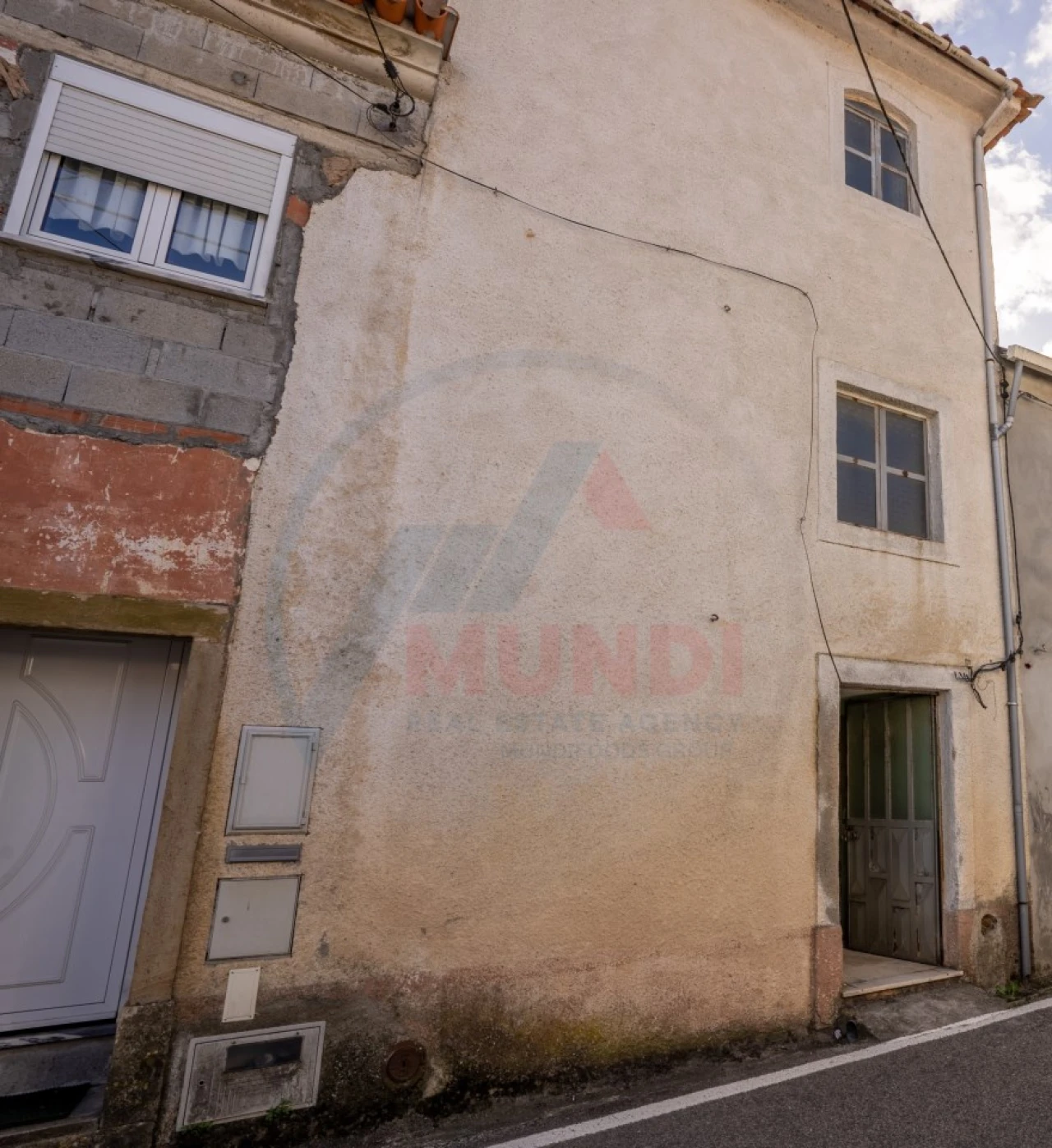 Moradia T4 para Venda em Brasfemes Foto 3