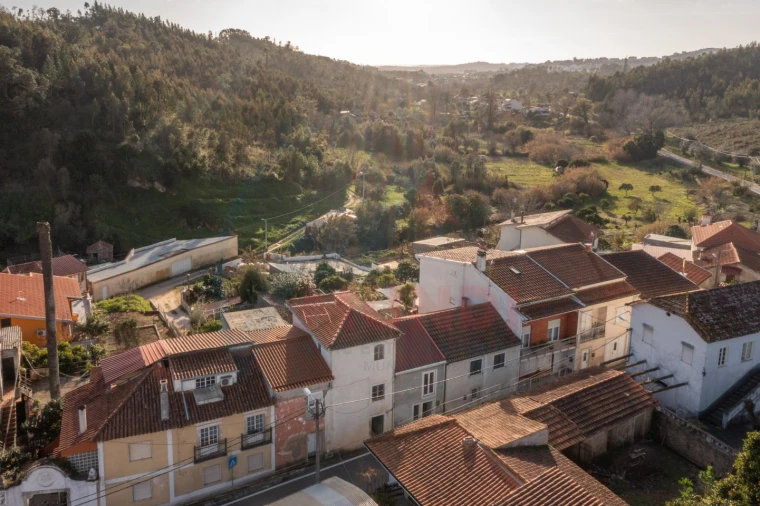 Moradia T4 para Venda em Brasfemes