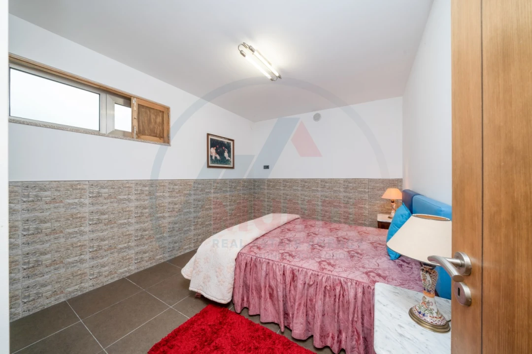 Quinta T6 para Venda em Penajoia Foto 95