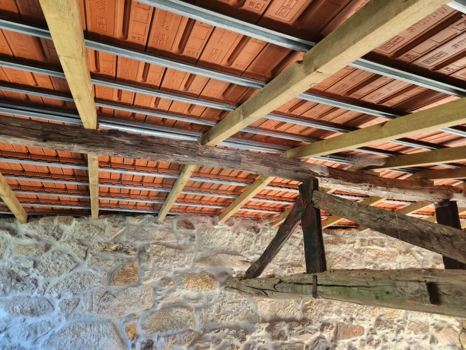 Moradia T7 para Venda em São João do Monte e Mosteirinho Foto 19