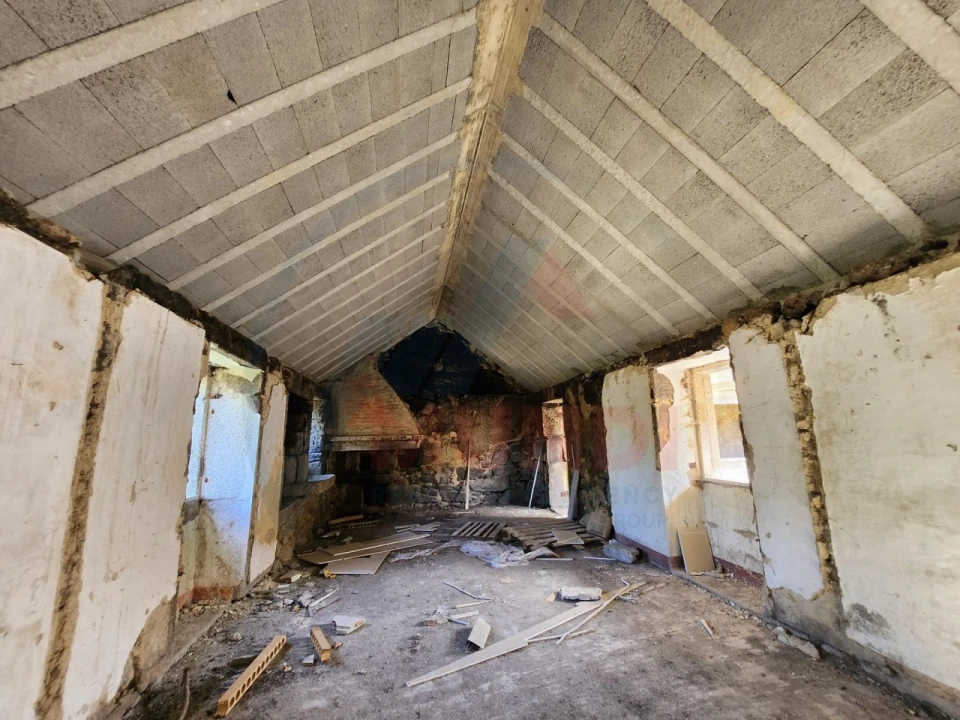 Moradia T7 para Venda em São João do Monte e Mosteirinho Foto 21