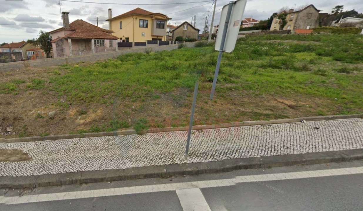 Terreno para Venda em O. Azeméis, Riba-Ul, Ul, Macinhata Seixa, Madail Foto 2