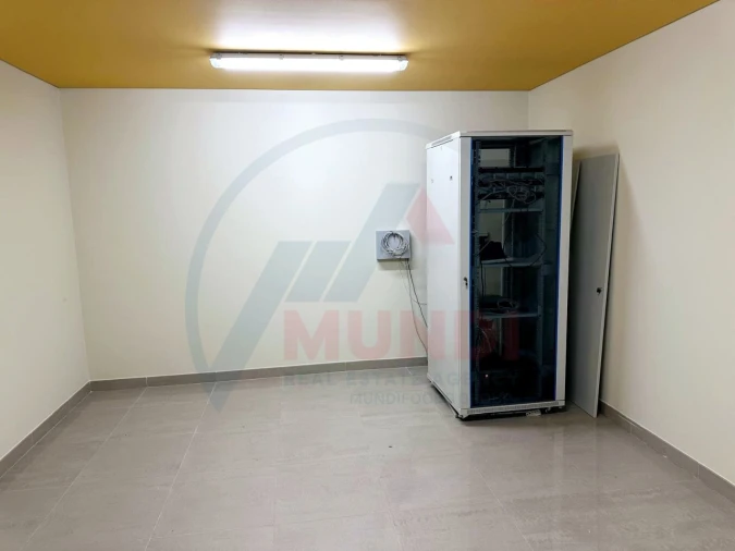 Prédio para Arrendamento em Covões e Camarneira Foto 9