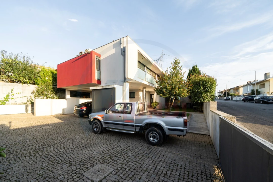 Moradia T3 para Venda em O. Azeméis, Riba-Ul, Ul, Macinhata Seixa, Madail Foto 6