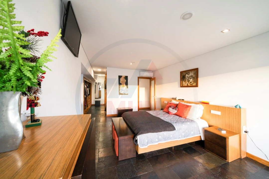 Moradia T3 para Venda em O. Azeméis, Riba-Ul, Ul, Macinhata Seixa, Madail Foto 24