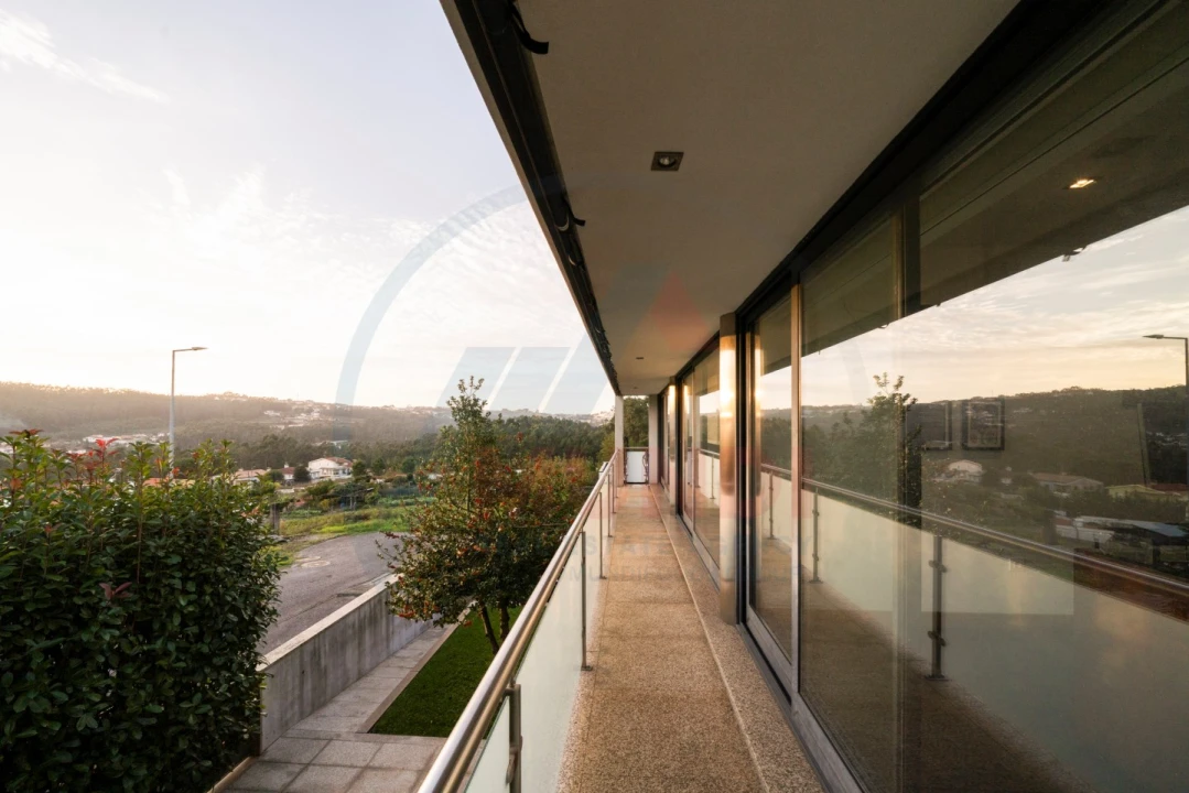 Moradia T3 para Venda em O. Azeméis, Riba-Ul, Ul, Macinhata Seixa, Madail Foto 27