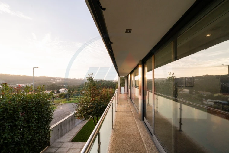 Moradia T3 para Venda em O. Azeméis, Riba-Ul, Ul, Macinhata Seixa, Madail Foto 27