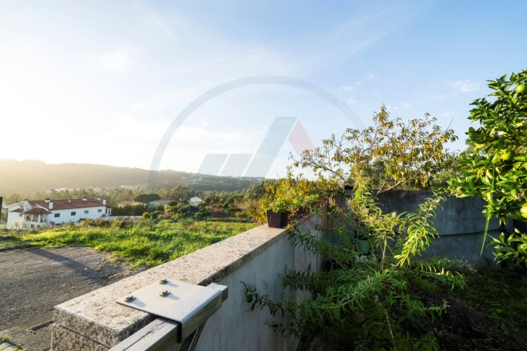 Moradia T3 para Venda em O. Azeméis, Riba-Ul, Ul, Macinhata Seixa, Madail Foto 34