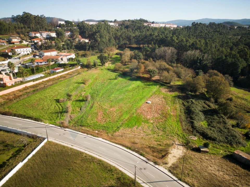 Terreno para Venda em O. Azeméis, Riba-Ul, Ul, Macinhata Seixa, Madail Foto 7