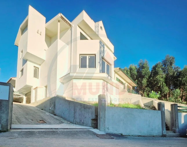 Moradia T4 para Venda em Cacia Foto 2