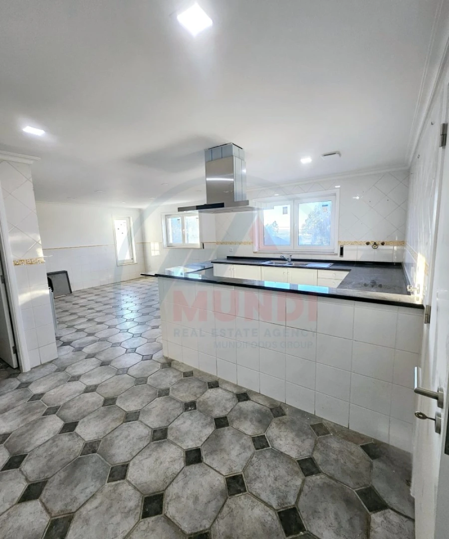 Moradia T4 para Venda em Cacia Foto 17