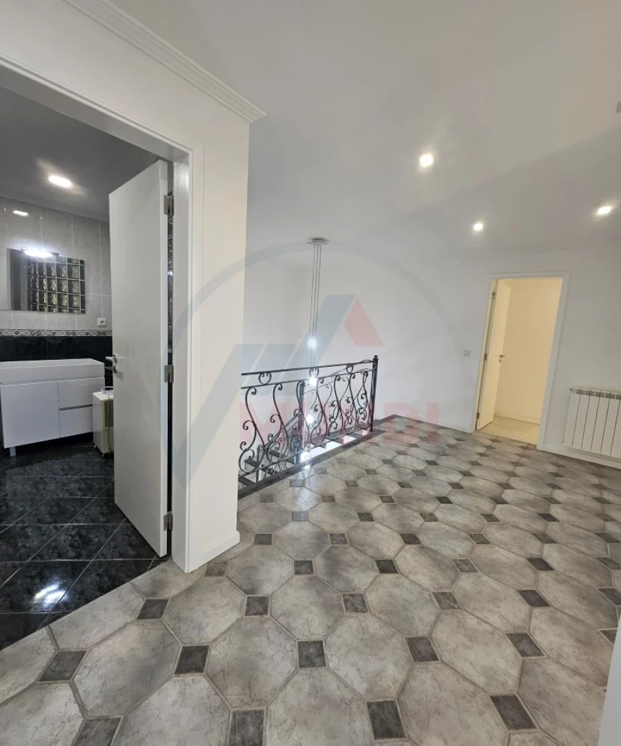 Moradia T4 para Venda em Cacia Foto 29