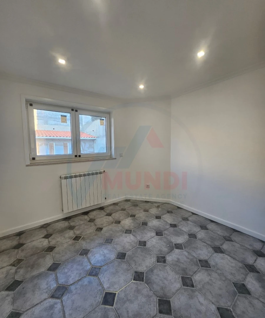 Moradia T4 para Venda em Cacia Foto 31