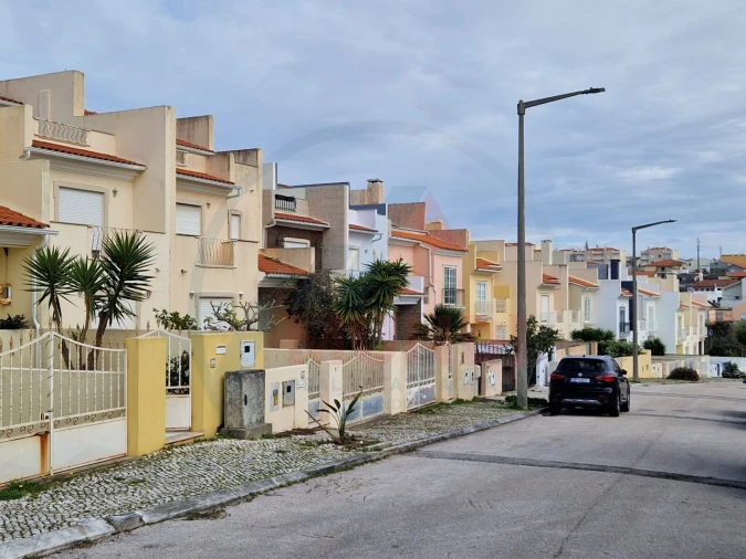 Moradia T3 para Venda em Buarcos Foto 1