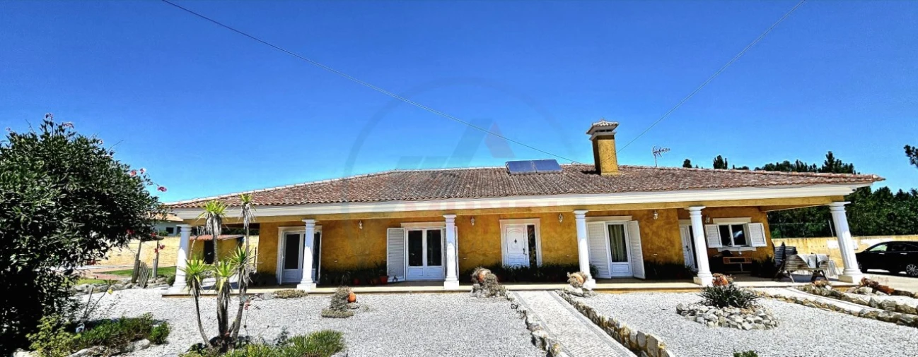 Moradia T4 para Venda em Fonte de Angeão e Covão do Lobo Foto 16