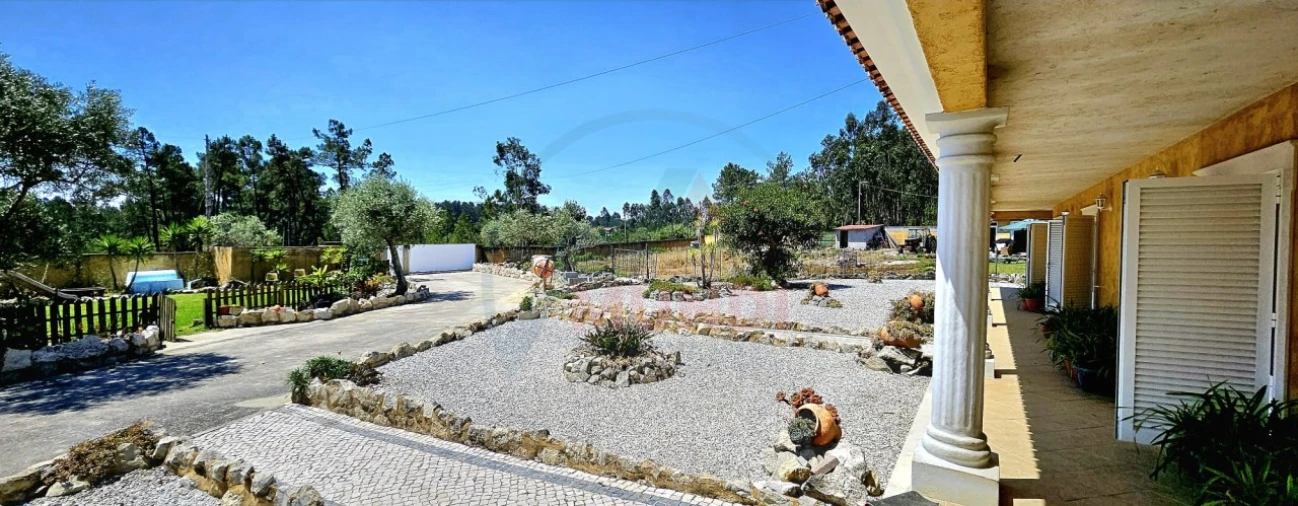 Moradia T4 para Venda em Fonte de Angeão e Covão do Lobo Foto 14