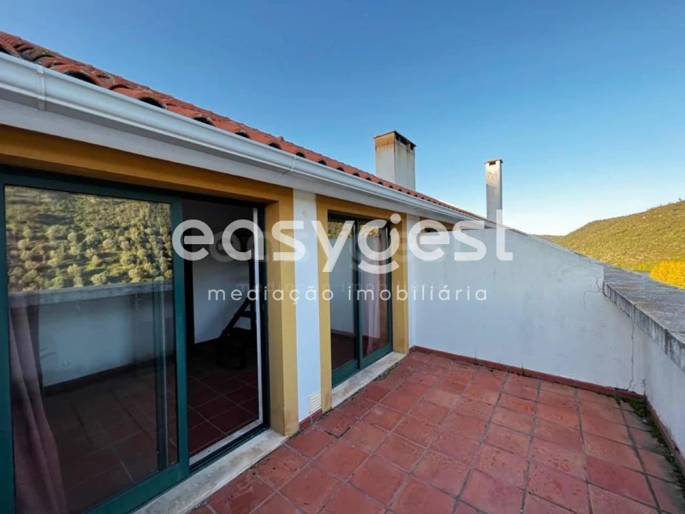 Apartamento T2 para Venda em Envendos Foto 1