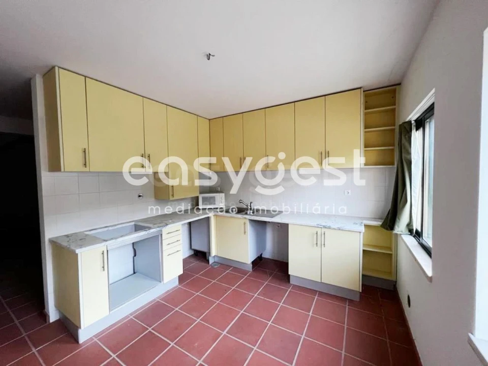 Apartamento T2 para Venda em Envendos Foto 8