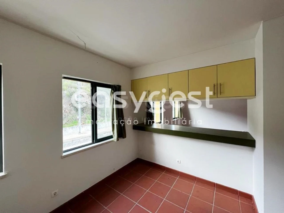 Apartamento T2 para Venda em Envendos Foto 9