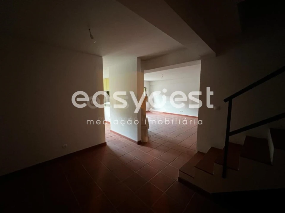 Apartamento T2 para Venda em Envendos Foto 17