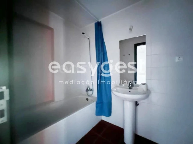 Apartamento T2 para Venda em Envendos Foto 4