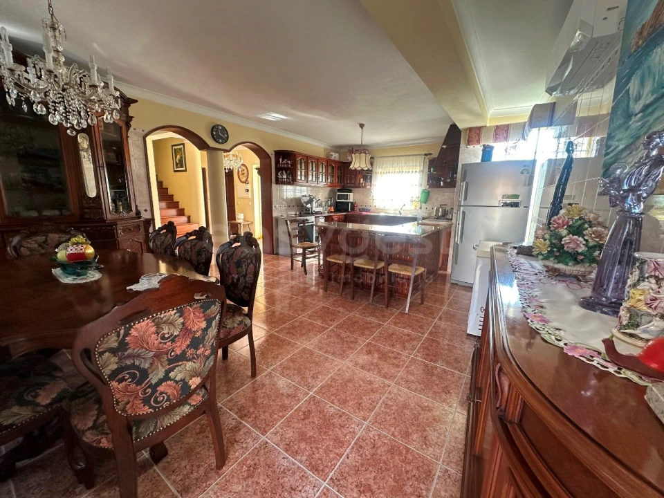 Moradia T4 para Venda em Nazare Foto 5