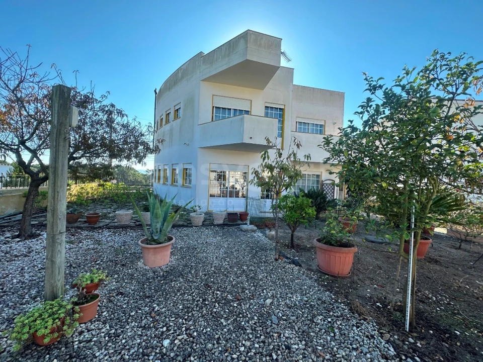 Moradia T4 para Venda em Nazare Foto 24