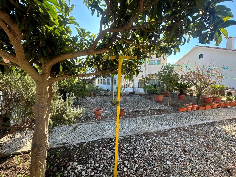 Moradia T4 para Venda em Nazare Foto 25