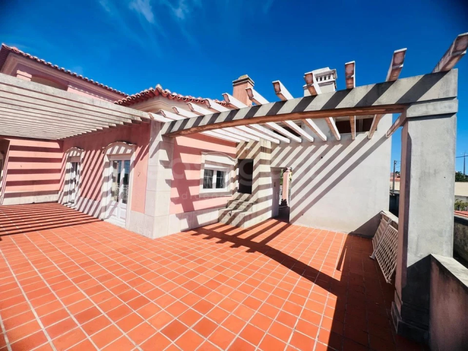 Moradia T4 para Venda em A dos Francos Foto 2