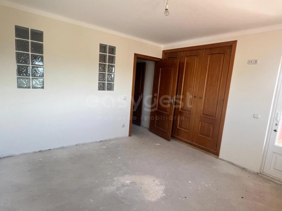 Moradia T4 para Venda em A dos Francos Foto 12