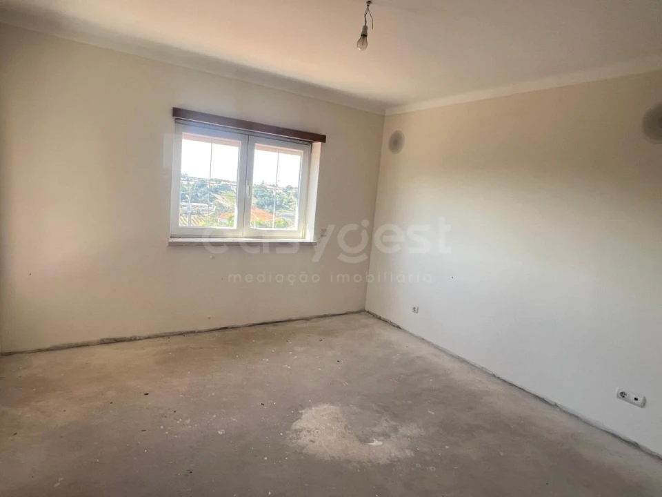 Moradia T4 para Venda em A dos Francos Foto 13