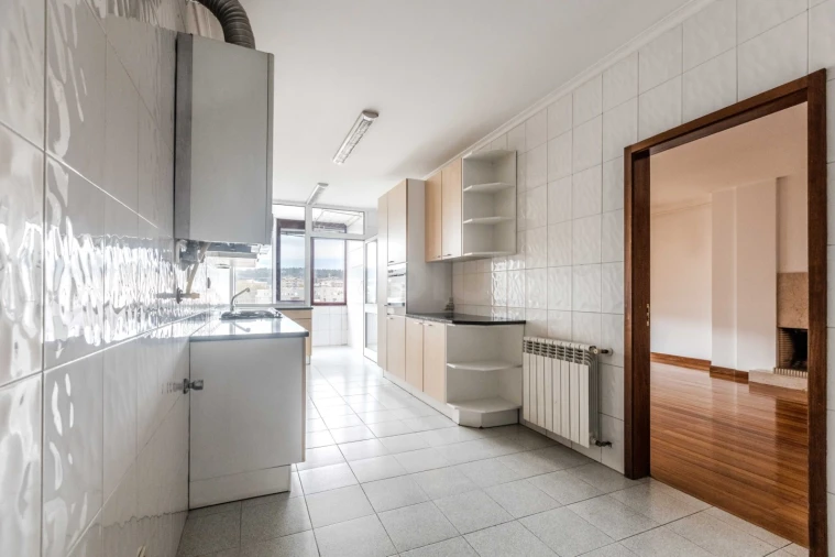 Apartamento T1 para Venda em Antas e Abade de Vermoim Foto 9