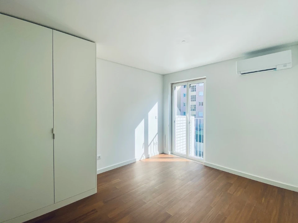 Apartamento T2 para Venda em Arroios Foto 12