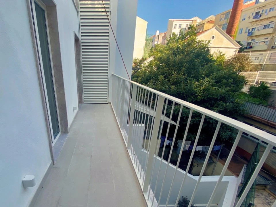 Apartamento T2 para Venda em Arroios Foto 36