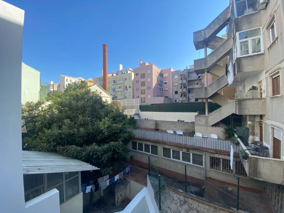 Apartamento T2 para Venda em Arroios Foto 38