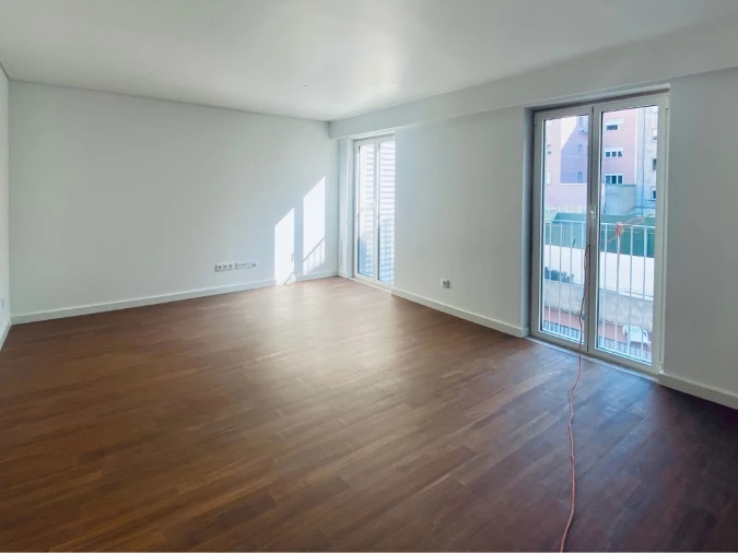 Apartamento T2 para Venda em Arroios Foto 30